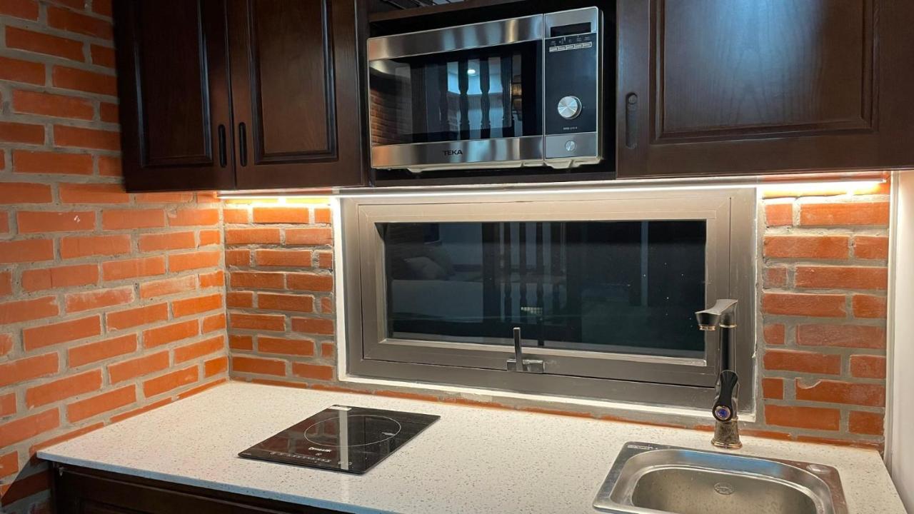 Eco Nest Apartment Hanoi Bagian luar foto